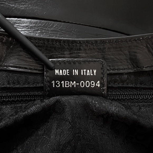 DIOR RARE METAL LOGO PLATE BAG - Picture 7 of 7